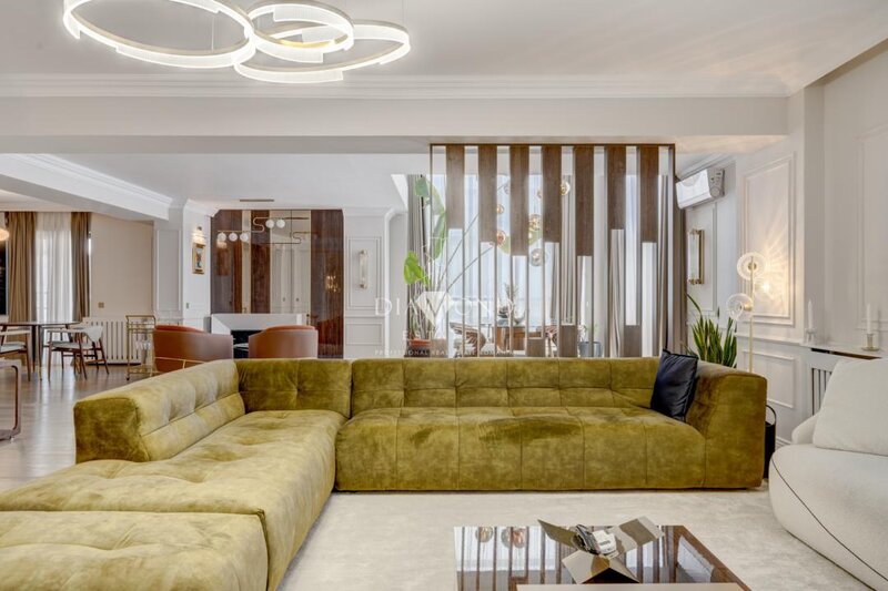 UpGround, % comision, penthouse impresionant, priveliste de exceptie.