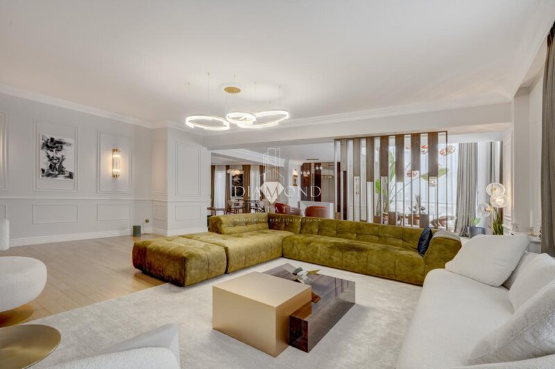 UpGround, % comision, penthouse impresionant, priveliste de exceptie.