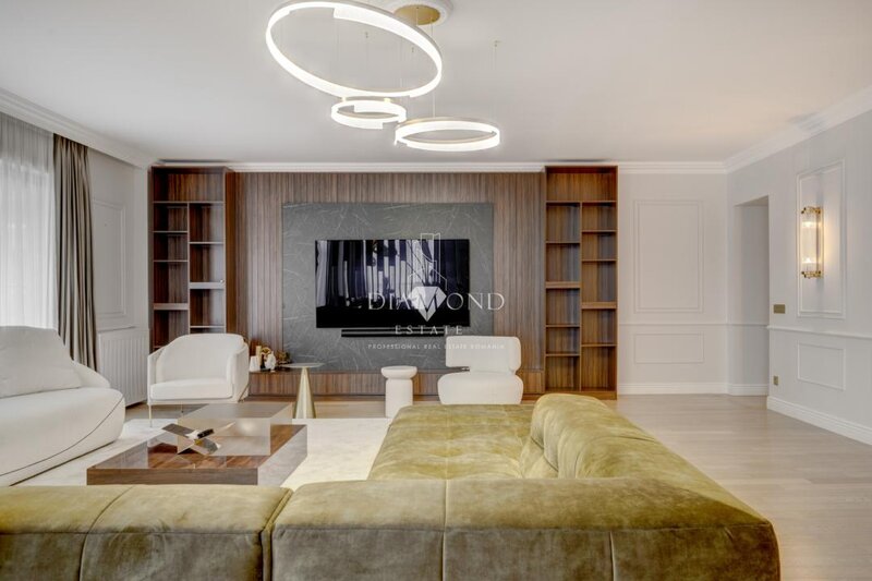 UpGround, % comision, penthouse impresionant, priveliste de exceptie.