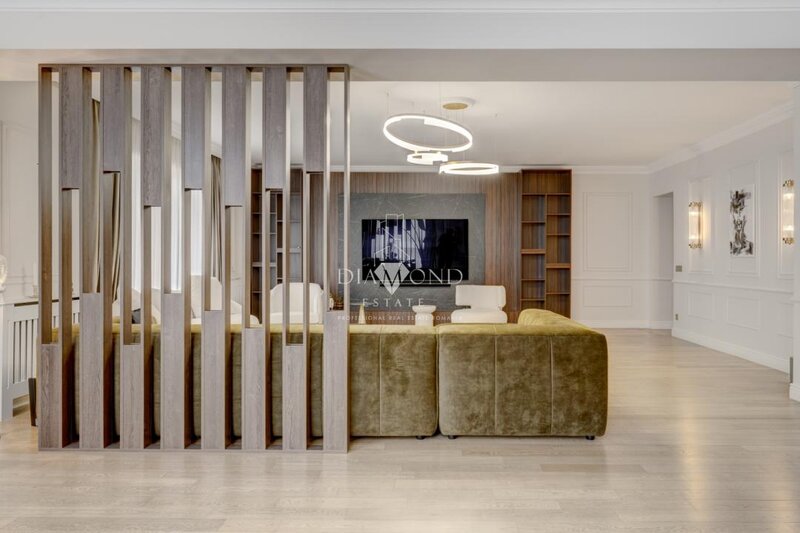 UpGround, % comision, penthouse impresionant, priveliste de exceptie.